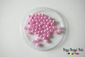 6 mm-es viaszgyöngyök - lilás rózsaszín