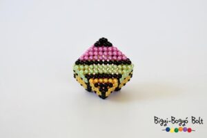 csonkolt kocka - lila-zöld-sárga (1)